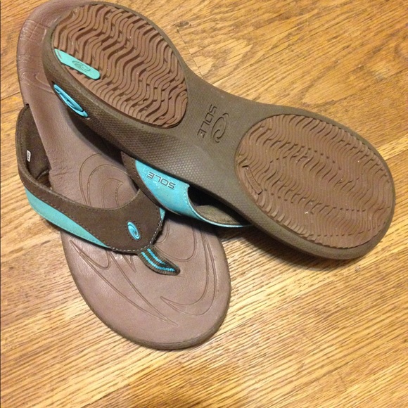 Sole - Picture 2 of 4